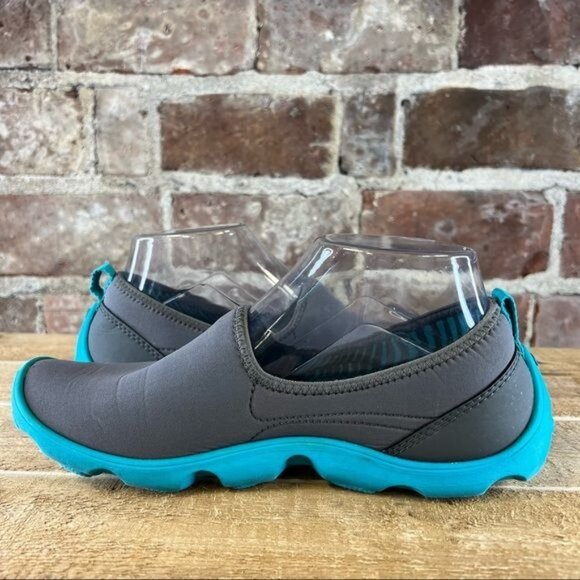 Crocs Duet Busy Day Skimmer Slip On Gray & Turquoise Sneaker Sz 8 - Picture 7 of 11